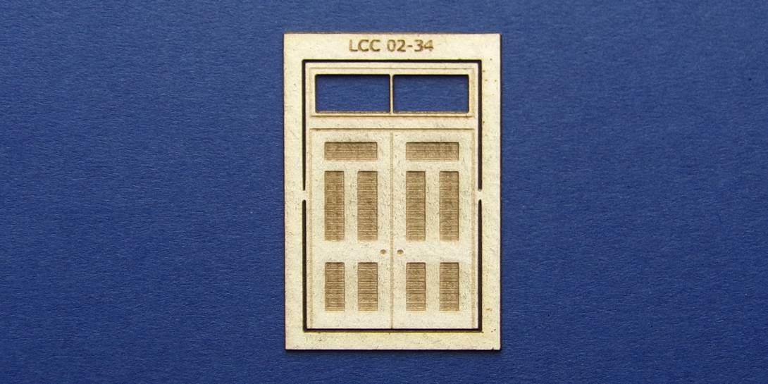 LCC 02-34 OO gauge double square door with transom type 2 Double square door with transom type 2.